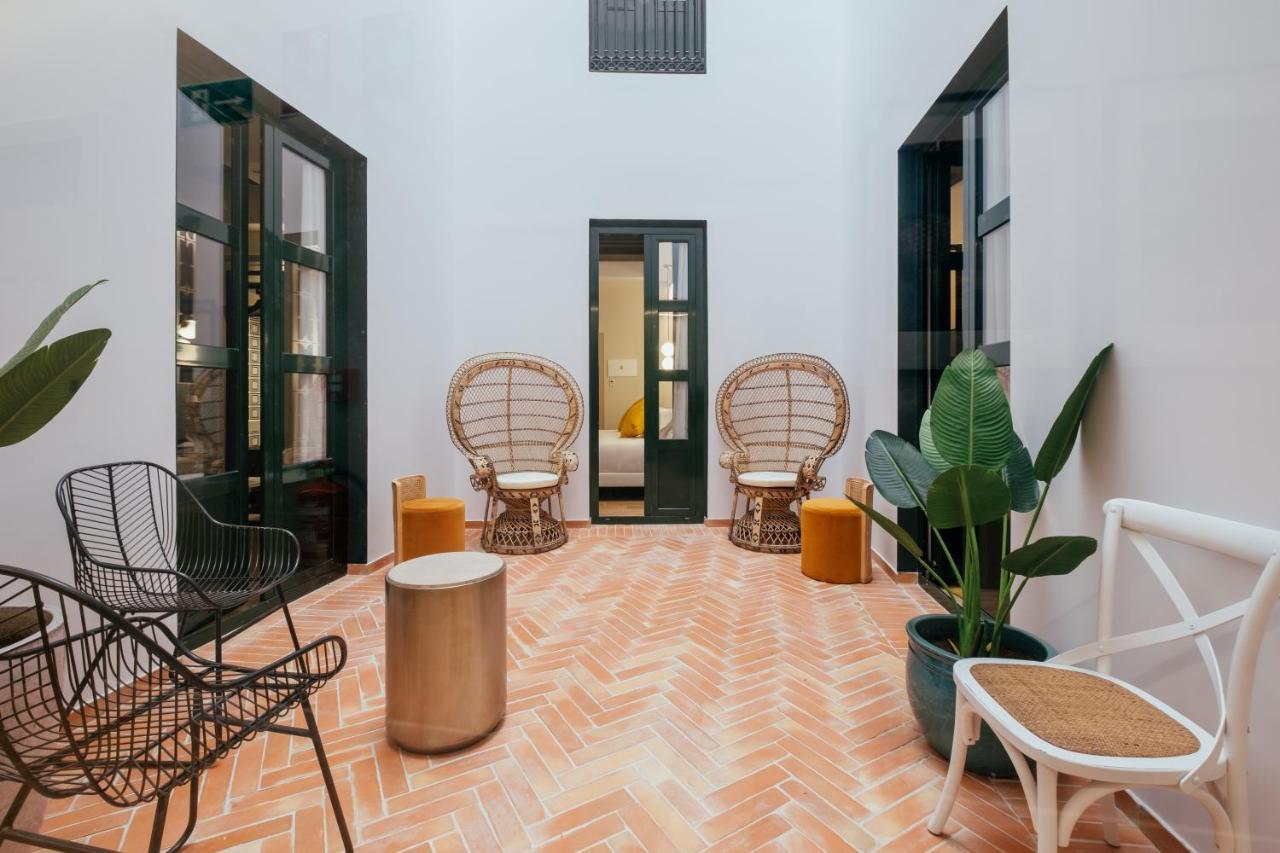Hotel Cetina Sevilla Bagian luar foto